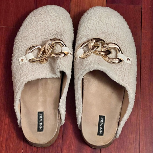 NINE WEST EVERYTHING COZY WITH CHAIN ACCENT SZ 10 ( fits like an 11 runs wide) - Picture 2 of 3